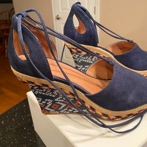 CAbi Isla Espadrille Wedge Sandals W/ Ankle Ties Style 6001 Navy Women's Size 8